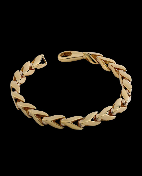 bracelet-570x708